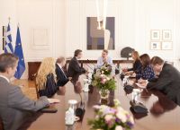Συνάντηση Μητσοτάκη με αντιπροσωπεία της AIPAC στο Μέγαρο Μαξίμου