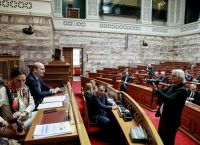 Βουλή: Ψηφίστηκε επί της αρχής το νομοσχέδιο για την αξιοποίηση παραθαλάσσιων περιοχών