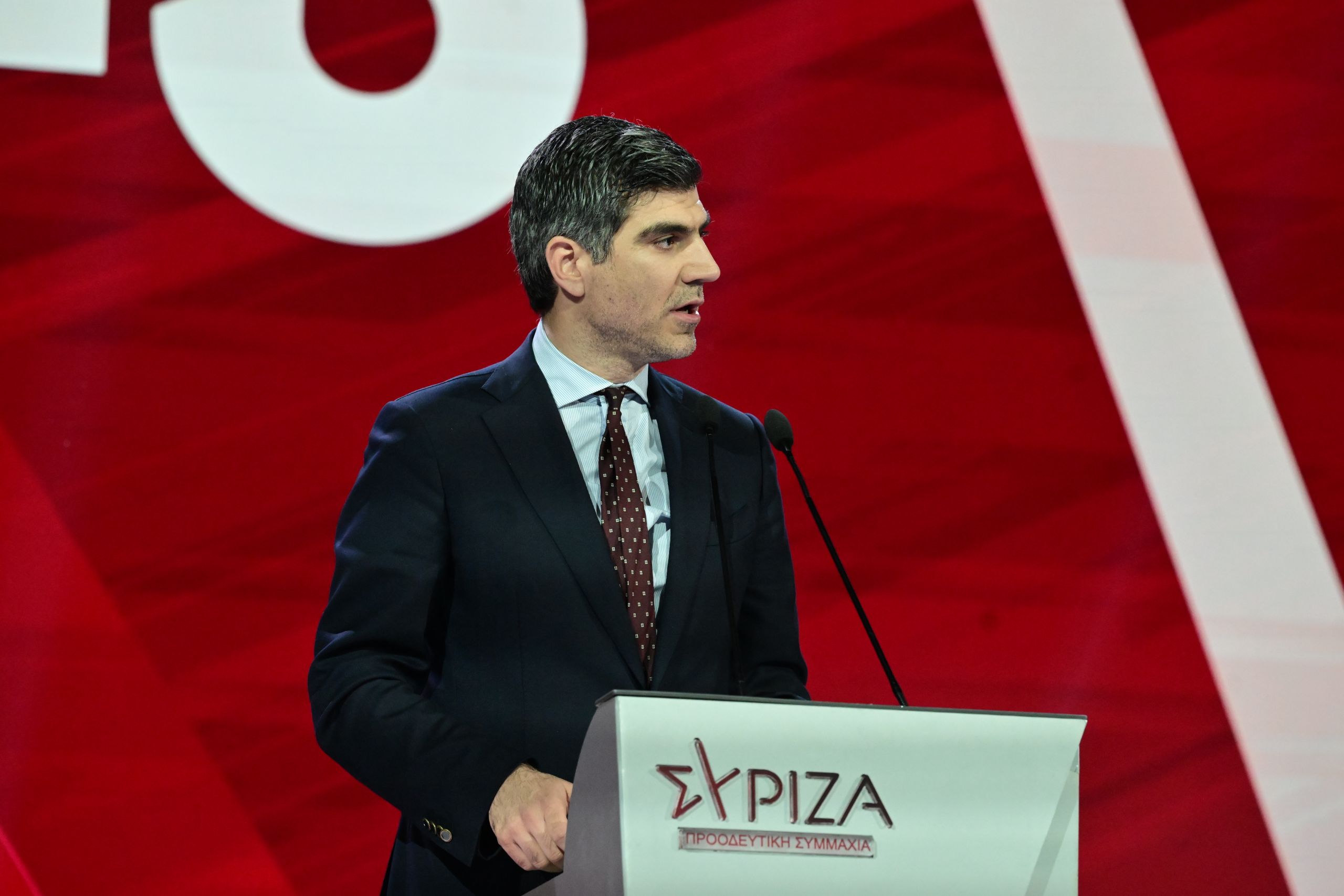 Γλαβίνας: «Επιζητούμε τον διάλογο με καύσιμη ύλη τα κοινωνικά αιτήματα, χωρίς διχασμούς»