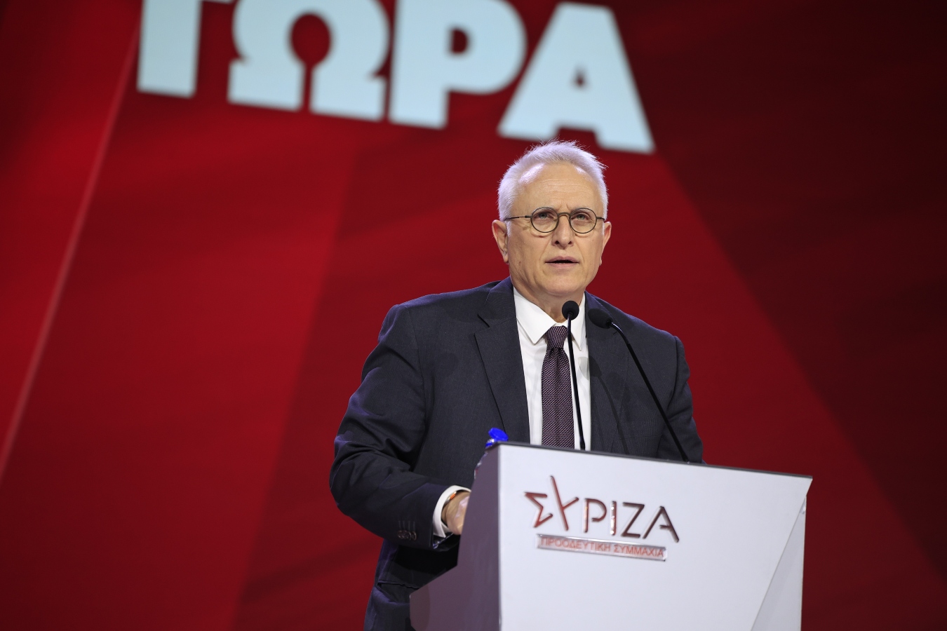 ΣΥΡΙΖΑ: Ενταση με γιουχαΐσματα κατά την ομιλία του Γιάννη Ραγκούση