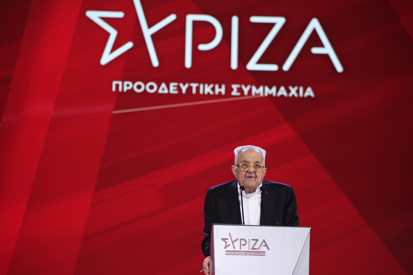 Φλαμπουράρης στο Συνέδριο του ΣΥΡΙΖΑ: Στηρίζω την Όλγα Γεροβασίλη