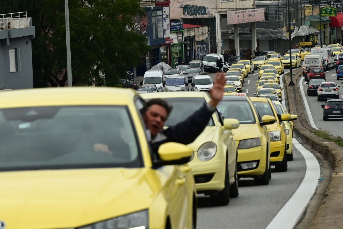 Απεργία: Χωρίς ταξί για 48 ώρες – Κυκλοφοριακές ρυθμίσεις στην Αθήνα λόγω της πορείας διαμαρτυρίας