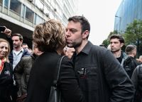 Στέφανος Κασσελάκης και Όλγα Γεροβασίλη μαζί στην πορεία της ΑΔΕΔΥ για τα Τέμπη [vid]