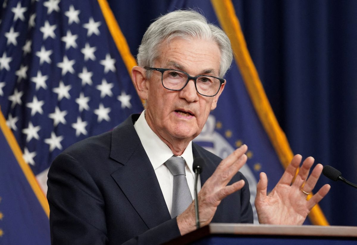 Forbes: Τι περιμένει η Fed για να αρχίσει μειώσεις επιτοκίων