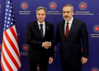 Φιντάν – Μπλίνκεν: Συνάντηση στο Ρίο ντε Τζανέιρο με θέμα την κατάπαυση του πυρός στη Γάζα