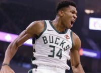 «Τρέχει» να προλάβει τα playoffs του NBA ο Γιάννης Αντετοκούνμπο