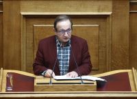 Μπιμπίλας στη Βουλή: Nα έρθει η Εκκλησία να μας πει πόσοι είναι οι γκέι ιερείς