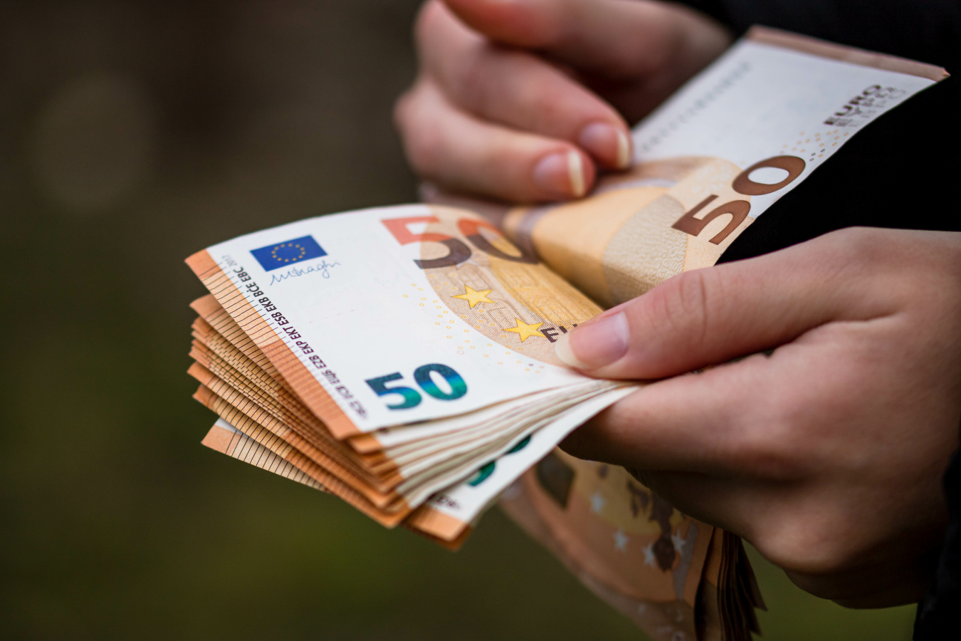 Ξεπέρασαν το επίπεδο των 5,6 δισ. τα φορολογικά έσοδα τον Ιανουάριο