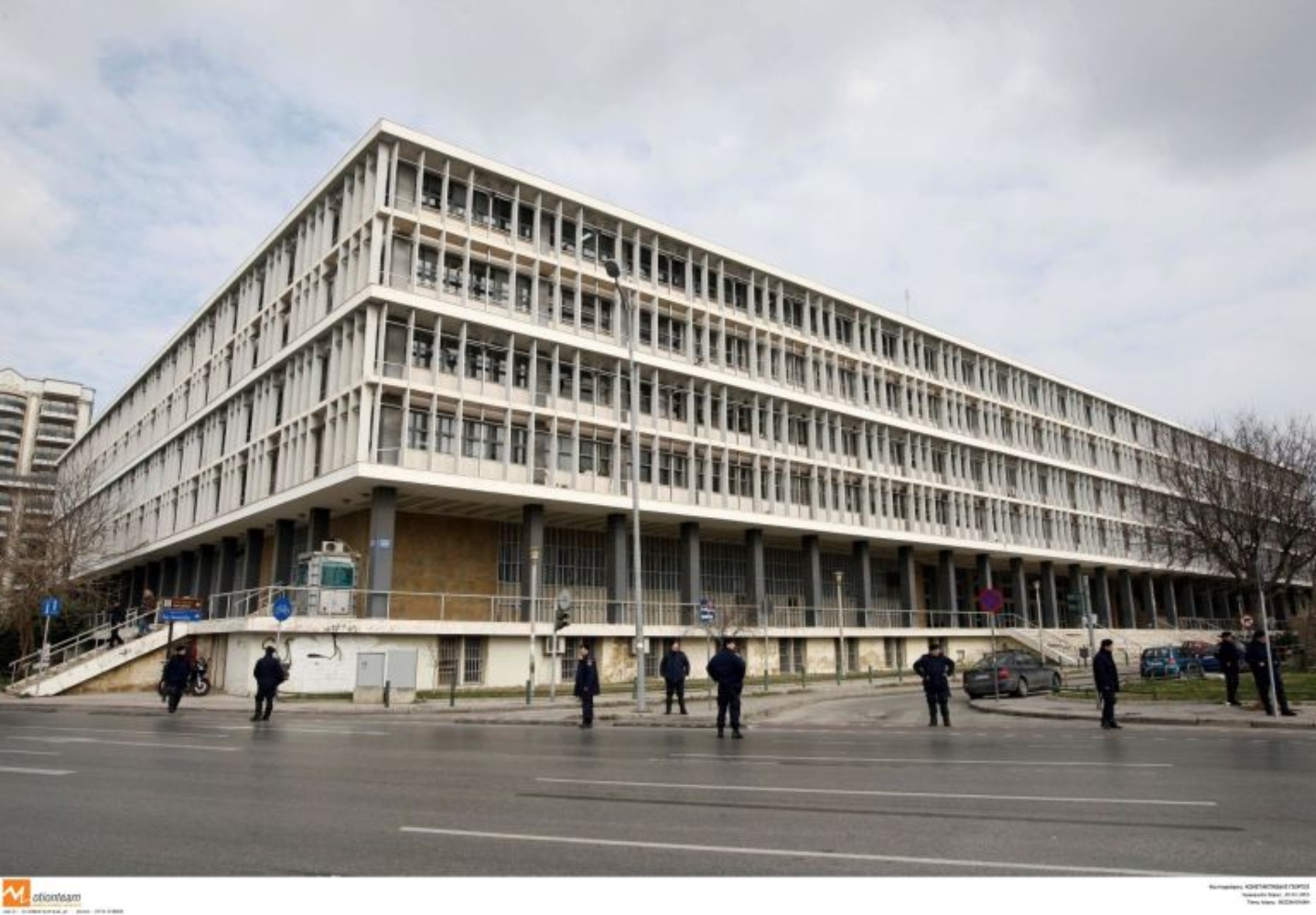 Θεσσαλονίκη: Τι ψάχνει η Αντιτρομοκρατική για τη βόμβα στα δικαστήρια