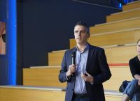 Ενισχύοντας την εξωστρέφεια του σύγχρονου ελληνικού Πολιτισμού