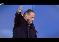 Κοκλώνης: «Λείπει ένας αγαπημένος φίλος» – Ράγισε καρδιές το αφιέρωμα στον Καρρά