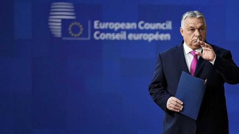 Το παρασκήνιο της Σύνοδου για την Ουκρανία: Στριμωγμένος ο Ορμπάν – Μετά τις απειλές ήρθε η συμφωνία