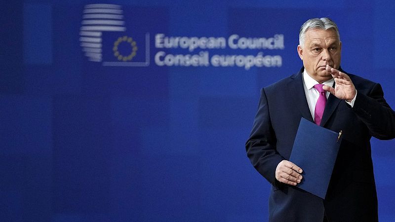 Το παρασκήνιο της Σύνοδου για την Ουκρανία: Στριμωγμένος ο Ορμπάν – Μετά τις απειλές ήρθε η συμφωνία