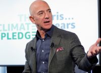 Μπέζος: Πούλησε μετοχές της Amazon αξίας 2 δισ. δολαρίων