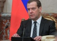Μεντβέντεφ: Η Ρωσία δεν στόχευε την αυτοκινητοπομπή του Ζελένσκι, αν τη στόχευε θα την πετύχαινε