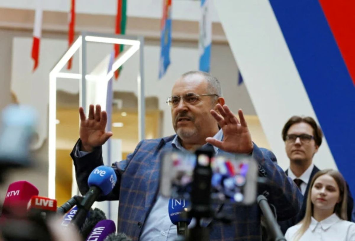 Ρωσία: «Μπλόκο» στον κύριο αντίπαλο του Πούτιν που τάσσεται κατά του πολέμου