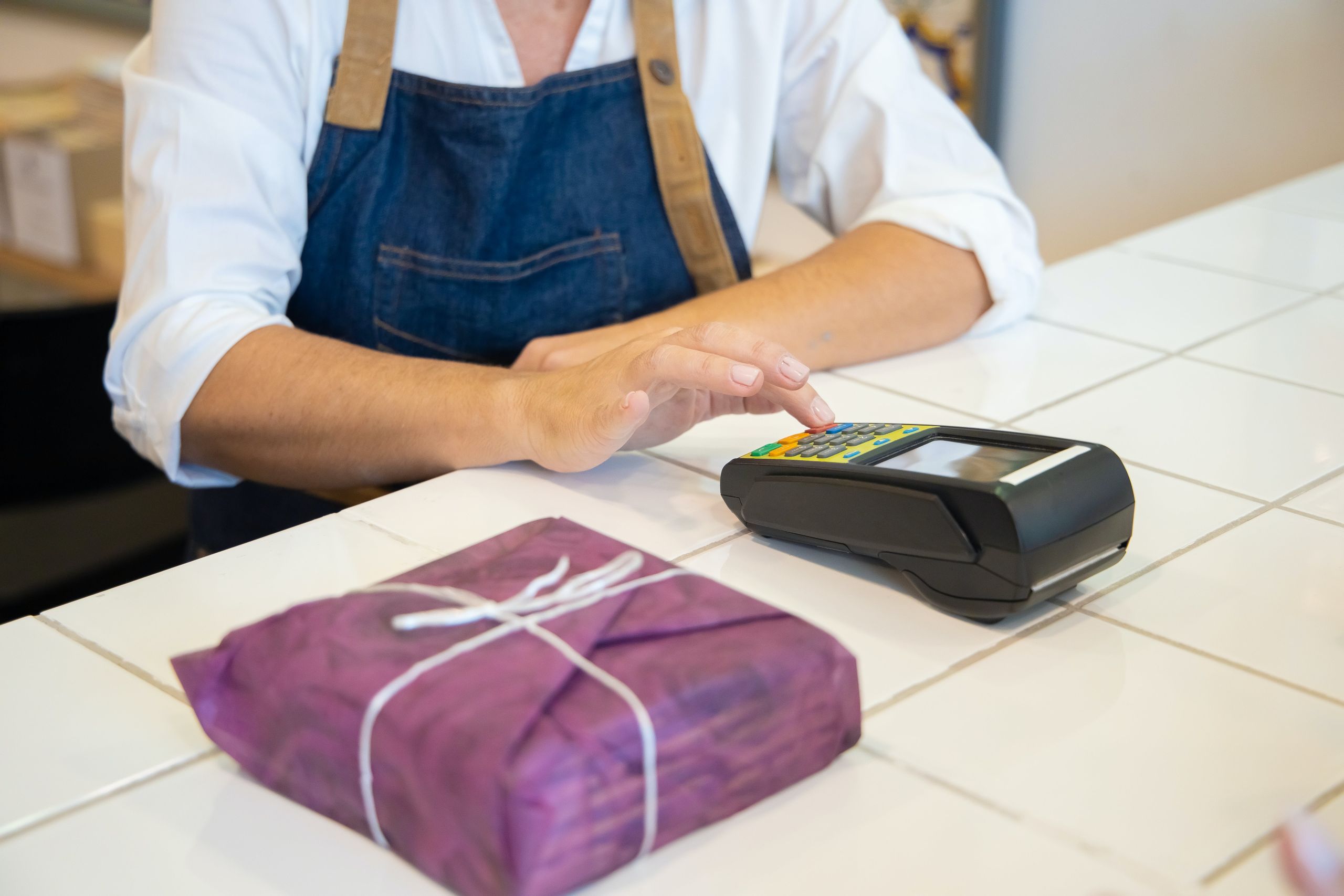 Πρόστιμα από 1500 ευρώ σε όσους δεν έχουν POS – Η «διέξοδος» που δίνεται