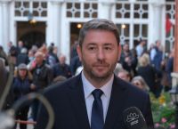ΠΑΣΟΚ: “Μασάζ” για τα ομόφυλα – Προβληματισμός για τις εξελίξεις στην Κεντροαριστερά
