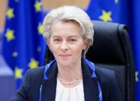 Φον ντερ Λάιεν: Η Ευρώπη πρέπει να ξοδεύει περισσότερα, καλύτερα και ευρωπαϊκά