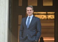 Το Μαξίμου απέναντι σε τρία κοινωνικά μέτωπα