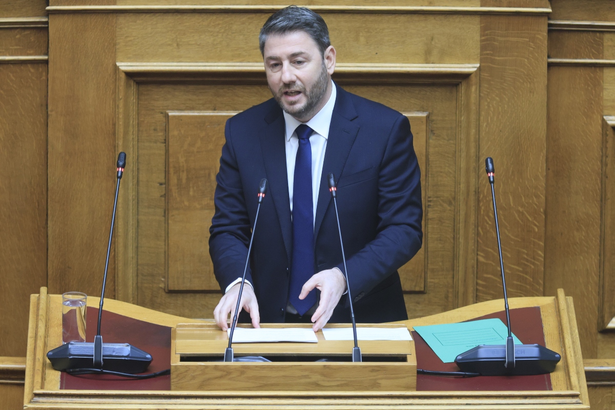 ΠΑΣΟΚ: Προσδοκίες για κέρδη από την κρίση στον ΣΥΡΙΖΑ