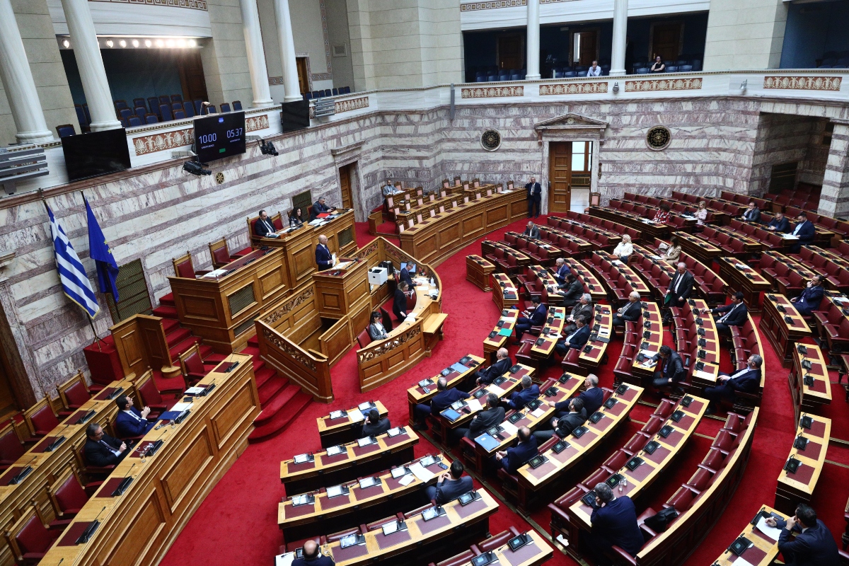 “Κοινωνική αντιπολίτευση” και πολιτικό κενό