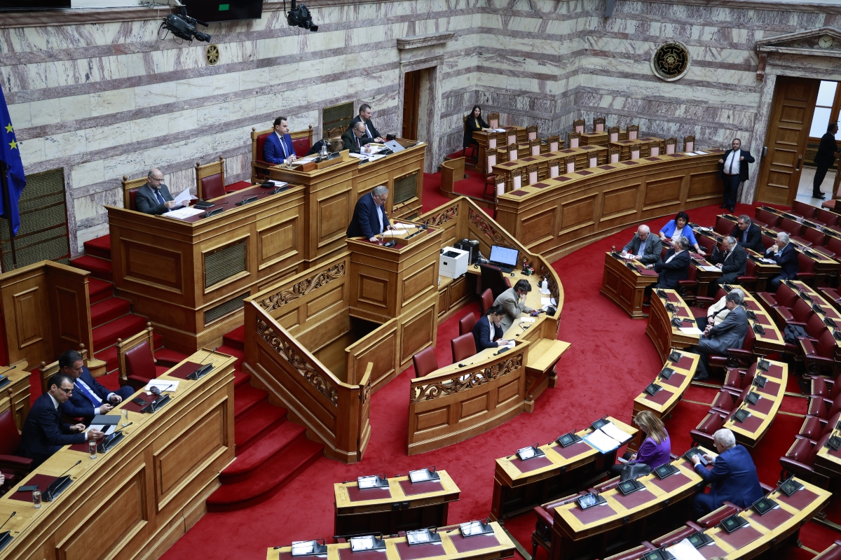 Περνάει η πρόταση μορφής – Τι προβλέπει το Σύνταγμα