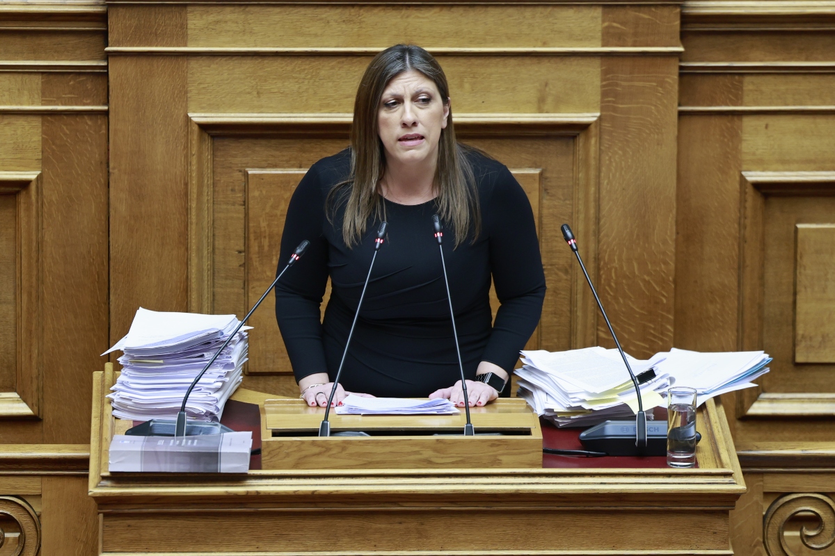Η αντιθεσμική στάση της Κωνσταντοπούλου προκαλεί κοινοβουλευτικές αναταράξεις