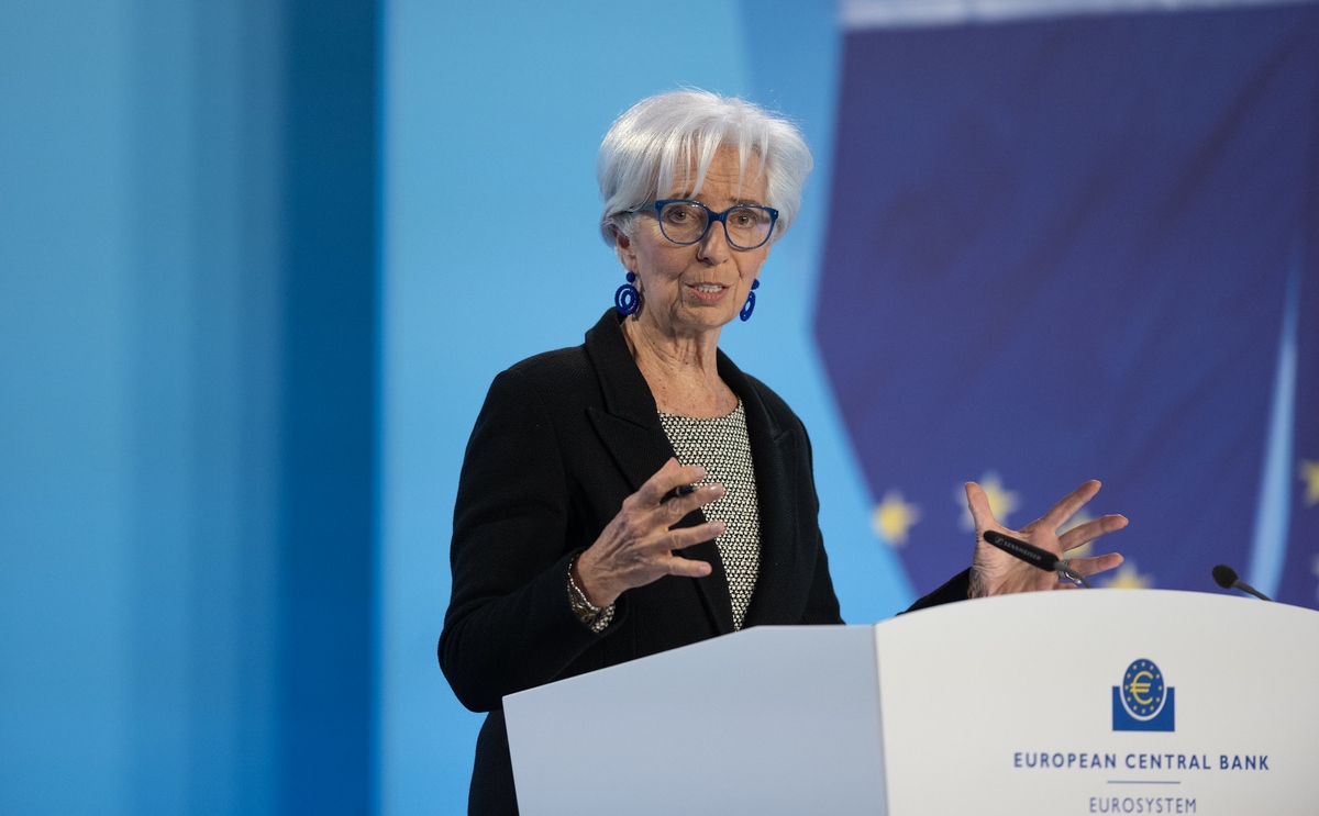 Λαγκάρντ: Δεν μπορούμε να δεσμευτούμε για την πορεία των επιτοκίων