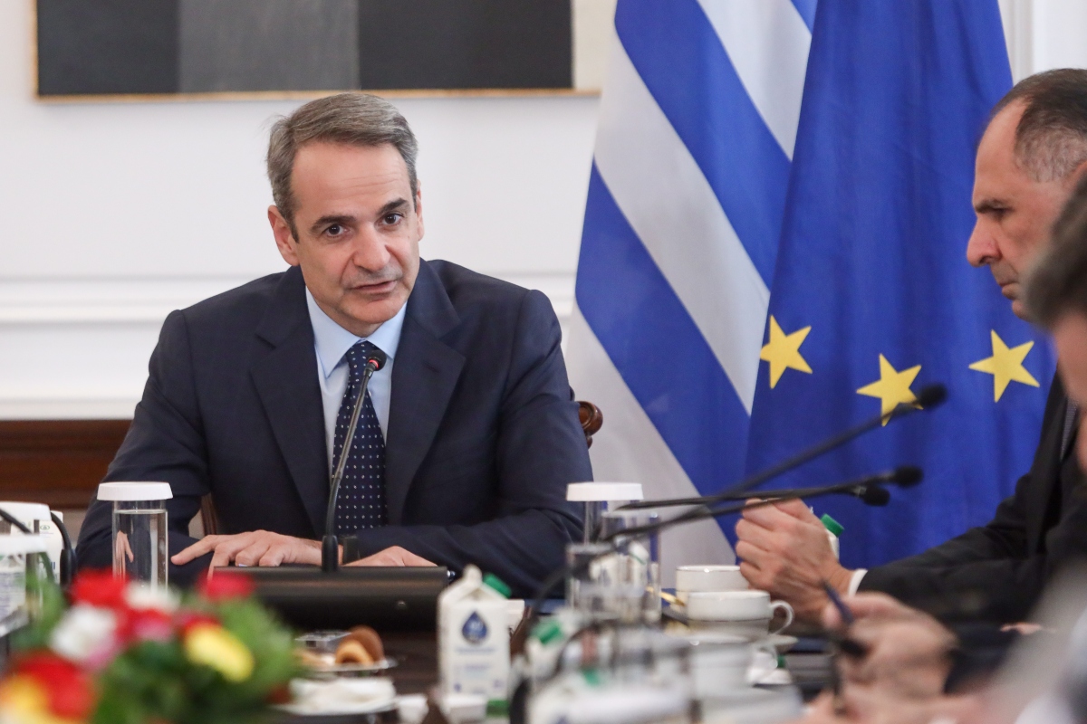 Μητσοτάκης: Στα 830 ευρώ ο κατώτατος μισθός
