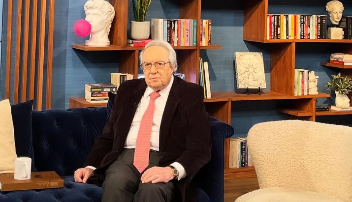 Γεώργιος Μπαμπινιώτης: “Το Λύκειο έχει απαξιωθεί. Είναι παιδεία αυτό; Είναι μόρφωση;”