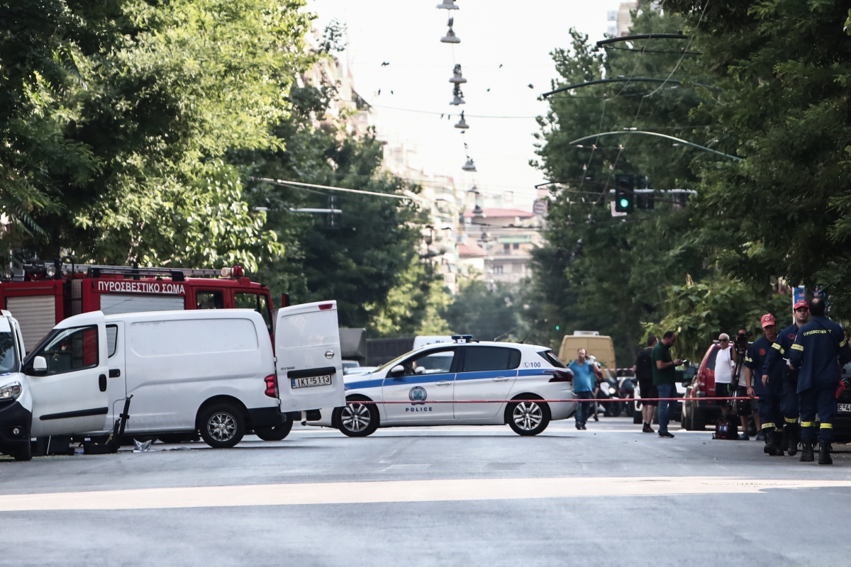 Εμπρηστική επίθεση τα ξημερώματα στου Ζωγράφου