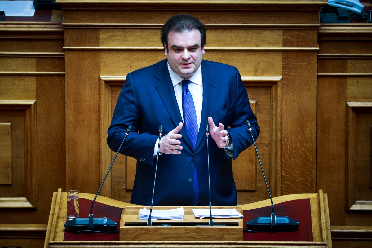Μήνυμα Πιερρακάκη προς τους υποψηφίους των Πανελλαδικών: Το μέλλον ανοίγεται μπροστά σας