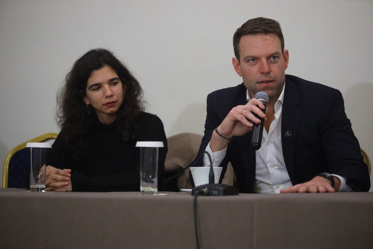 Κασσελάκης: Με όχημα τα think tank “σαρώνει” τον ΣΥΡΙΖΑ