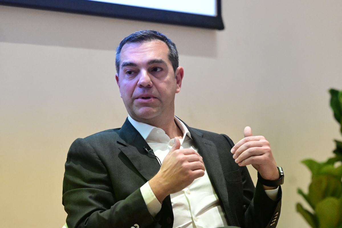 Ο Α. Τσίπρας αδειάζει τους πρώην συνεργάτες του