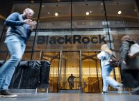 Η πρόταση της BlackRock για να πάρουν κάποτε σύνταξη οι νέοι