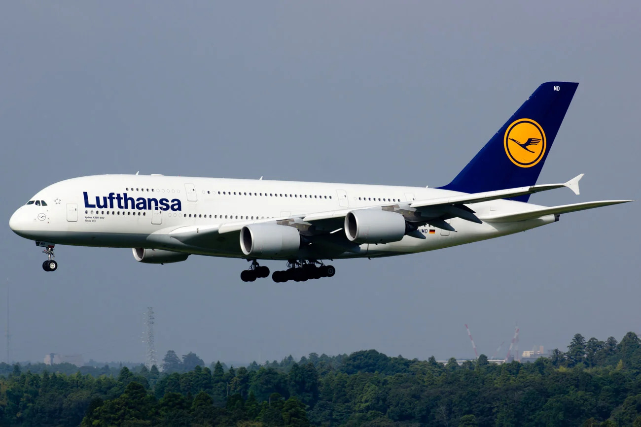 Η Lufthansa θα καταβάλει 775 εκατ. δολ. για ακυρώσεις πτήσεων λόγω Covid