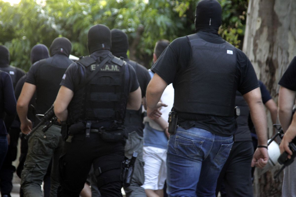Βόλος: Ποινή φυλάκισης 12 μηνών σε 40χρονο που απείλησε αστυνομικό – «Θα σε καρφώσω, θα σε κατσαβιδιάσω»