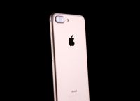 Κομισιόν: Πρόστιμο – μαμούθ 1,8 δισ. ευρώ στην Apple για μονοπωλιακές πρακτικές στις εφαρμογές μουσικής