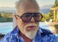 Ο Νίκος Αποστολόπουλος παντρεύεται τον αγαπημένο του σύντροφο το καλοκαίρι [vid]