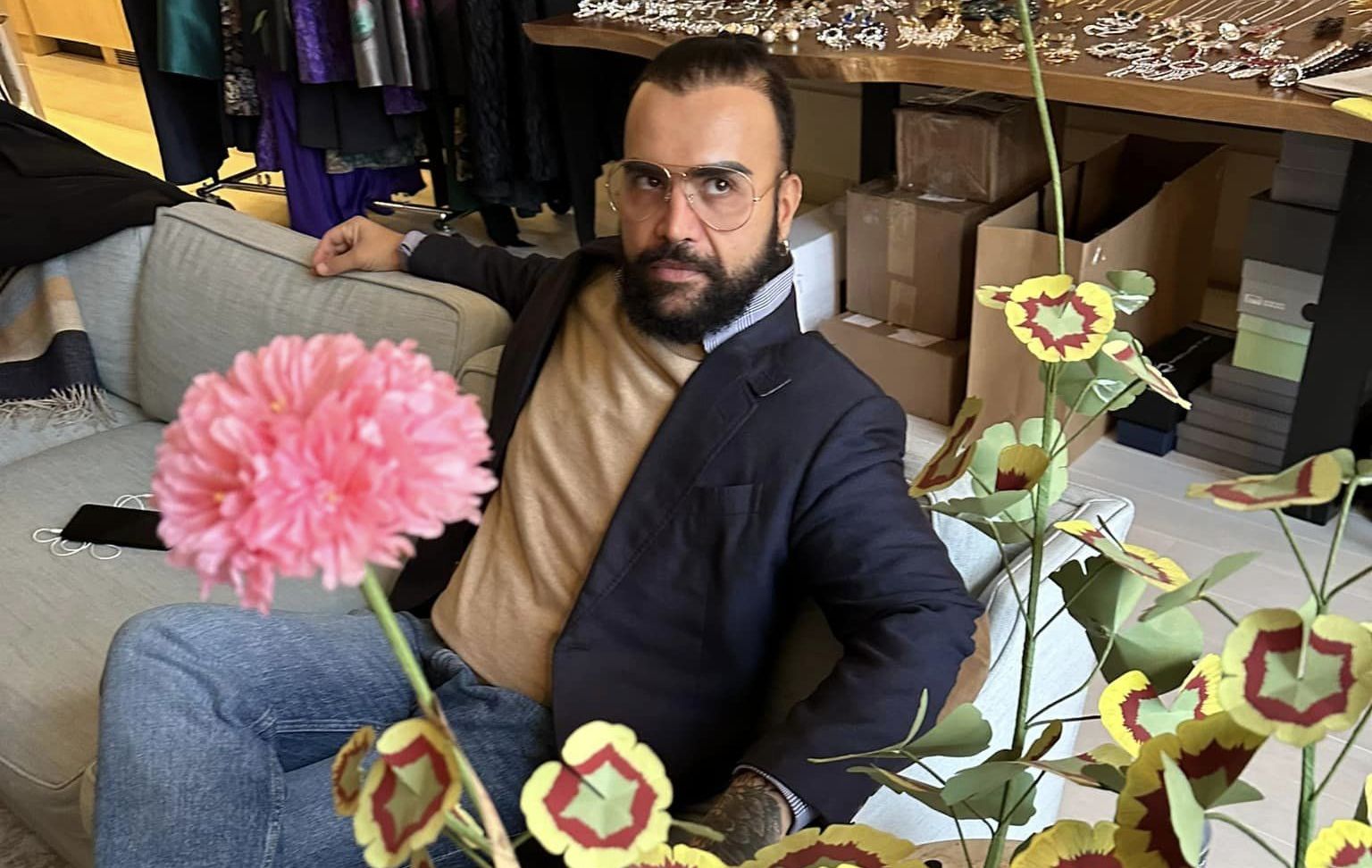 Περικλής Κονδυλάτος: «Πολλοί κάνουν καριέρες ως γκέι, ως υπέρβαροι…»