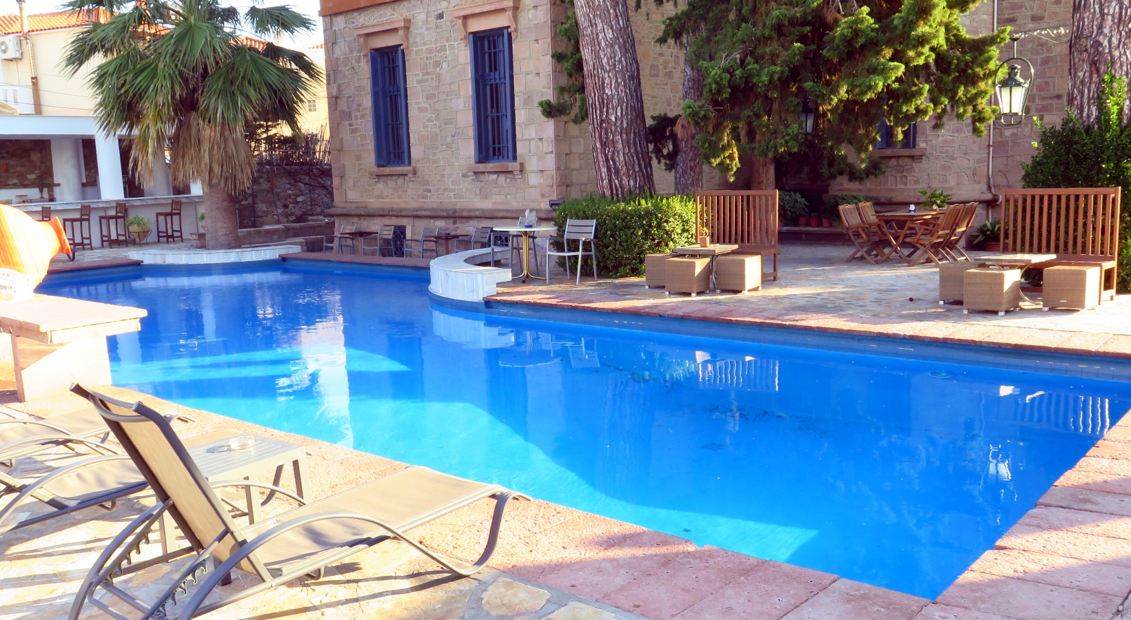 ΙΝΣΕΤΕ: Περισσότερες οι κλίνες στα Airbnb από τα ξενοδοχεία