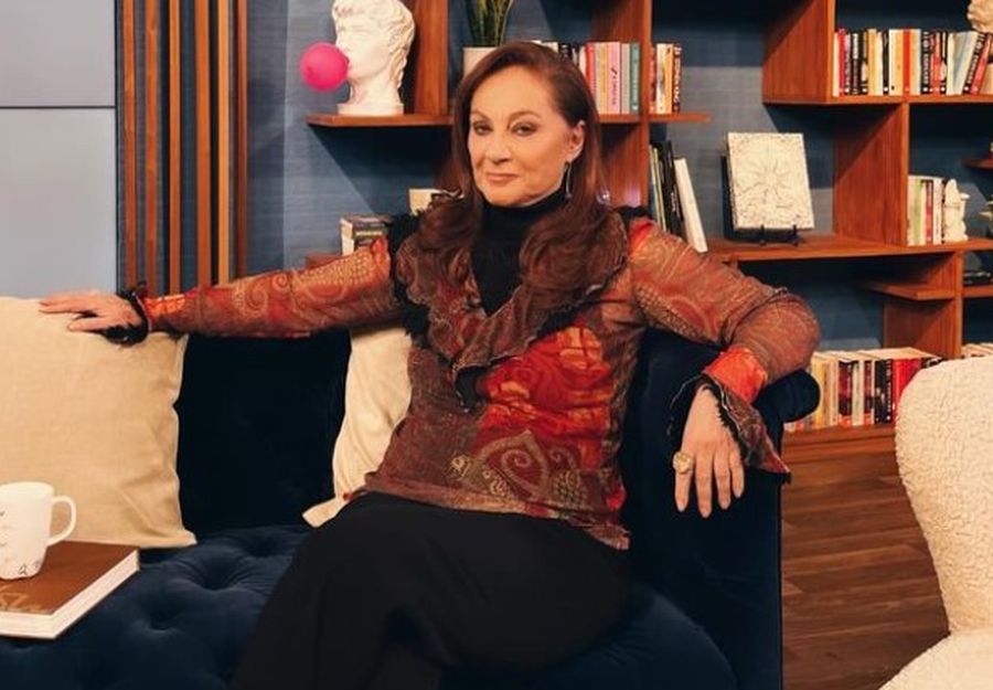 Φιλαρέτη Κομνηνού: Ημέρα γυναίκας και εκείνη ανέβασε φωτογραφία με τη μητέρα και την εγγονή της
