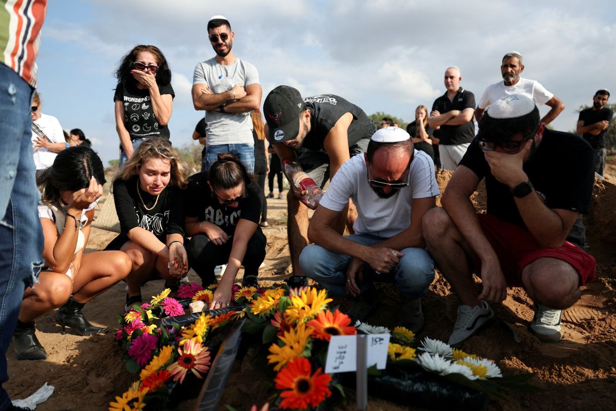 Ο επικεφαλής της CIA μεταβαίνει στο Κάιρο για τους ομήρους της Χαμάς