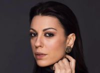 Άννα Μενενάκου: Ο τρόπος που οι γυναίκες αντιμετωπίζουμε τις άλλες γυναίκες είναι λυπηρός