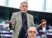 Ευρωκοινοβούλιο: Επιστολή Κούλογλου στην Μέτσολα για τα Τέμπη και τις υποκλοπές