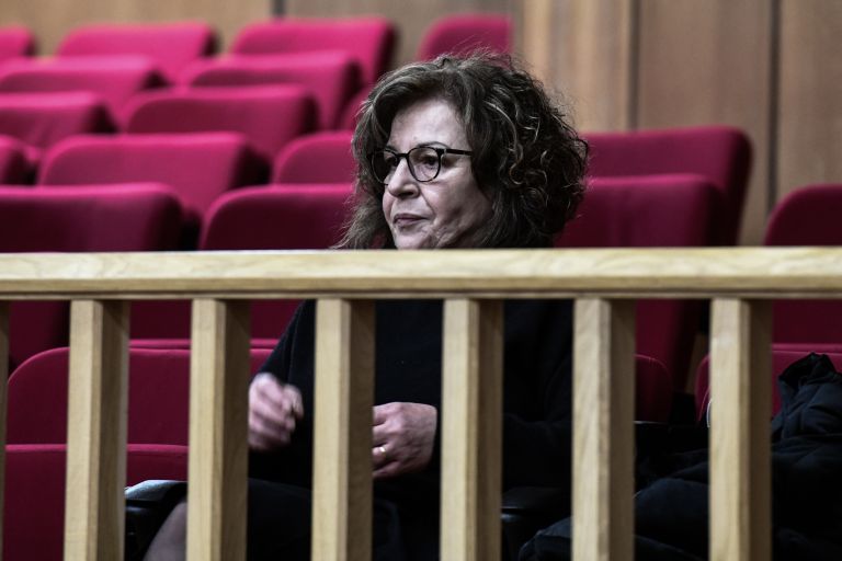 Μάγδα Φύσσα: Το μήνυμα αγάπης στη 12χρονη θύμα παιδοβιαστών [vid]