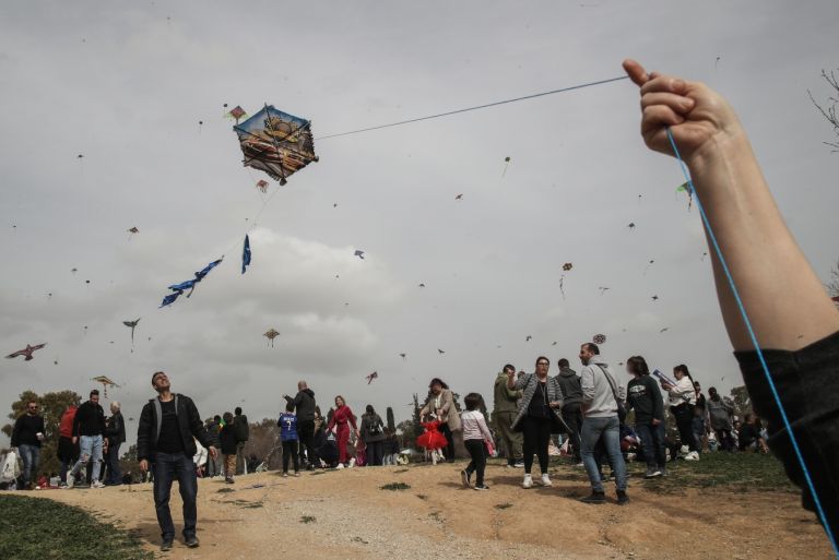 Καθαρά Δευτέρα: Με τι καιρό θα πετάξουμε χαρταετό [vid]