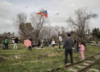 Καιρός: Βροχές και συννεφιά πριν το τριήμερο της Καθαράς Δευτέρας – Πώς θα κάνουμε Κούλουμα