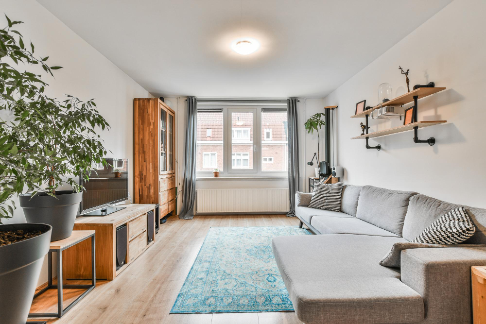ΕΕ για Airbnb: Οι νέοι κανόνες για ασφαλέστερες υπηρεσίες από τις βραχυχρόνιες μισθώσεις